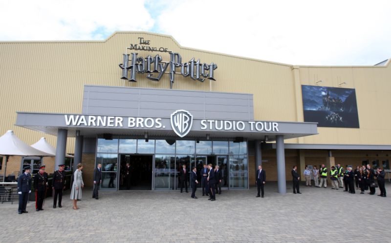 Warner Bros Studios fire: Crews tackle blaze for 15 hours