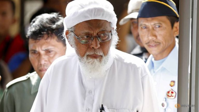 Bali bombings: Indonesia reviews early release of radical cleric