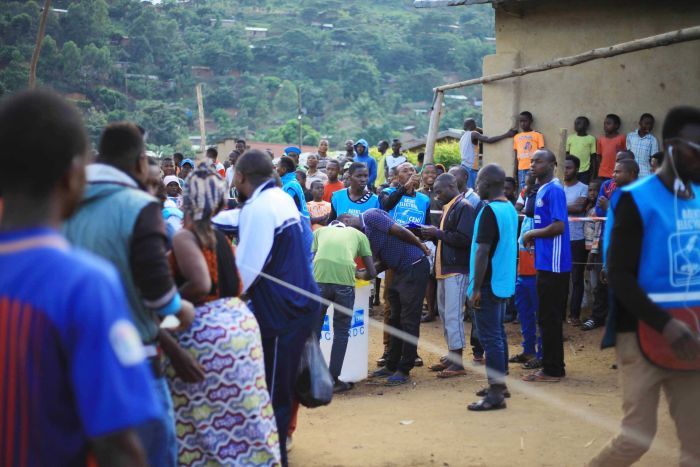 DR Congo: Ebola-hit town protests with mock vote