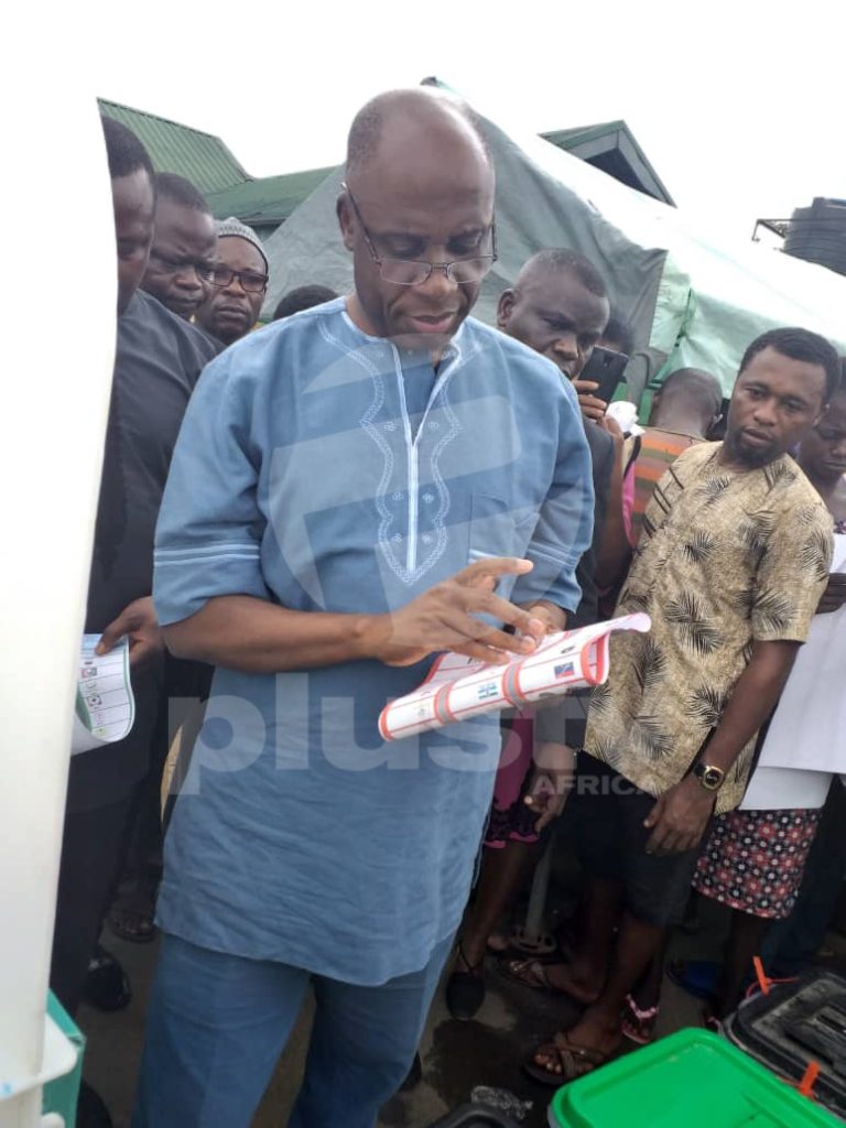 Minister of Transportation Chibuike Rotimi Amaechi voting in his Ward 8, Unit 14 Ubima, in Ikwerre LGA of Rivers State