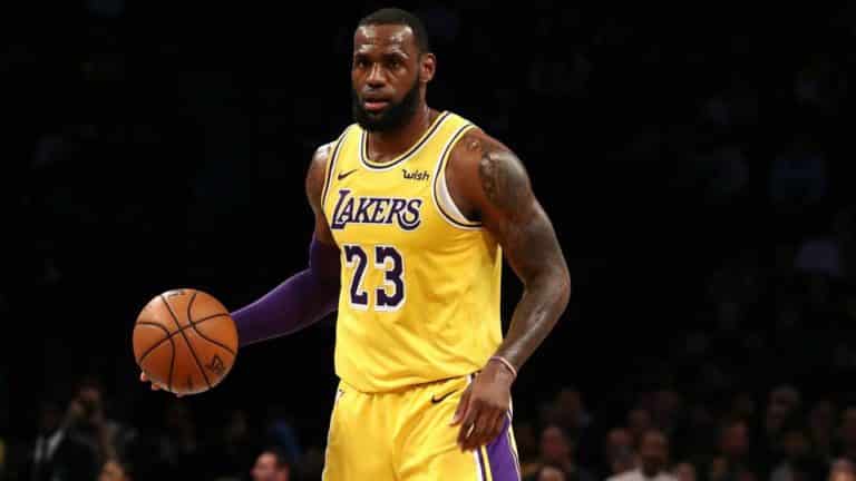 Read LeBron’s dismissive response to Pub Owner who wants him ‘Expelled’